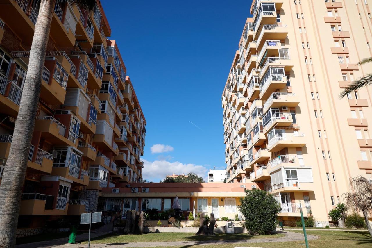 Apartamentos Dc Benalmadena Exterior photo